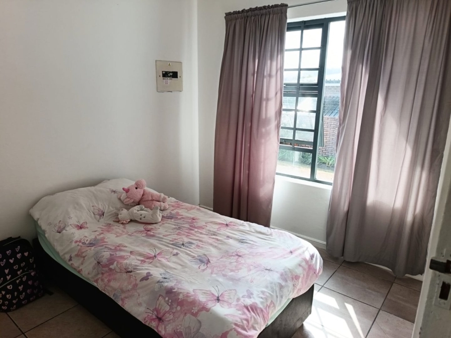 4 Bedroom Property for Sale in Sedgehill Western Cape